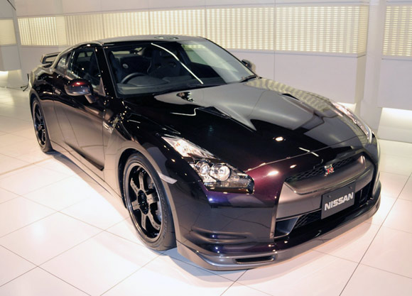 Nissan gtr