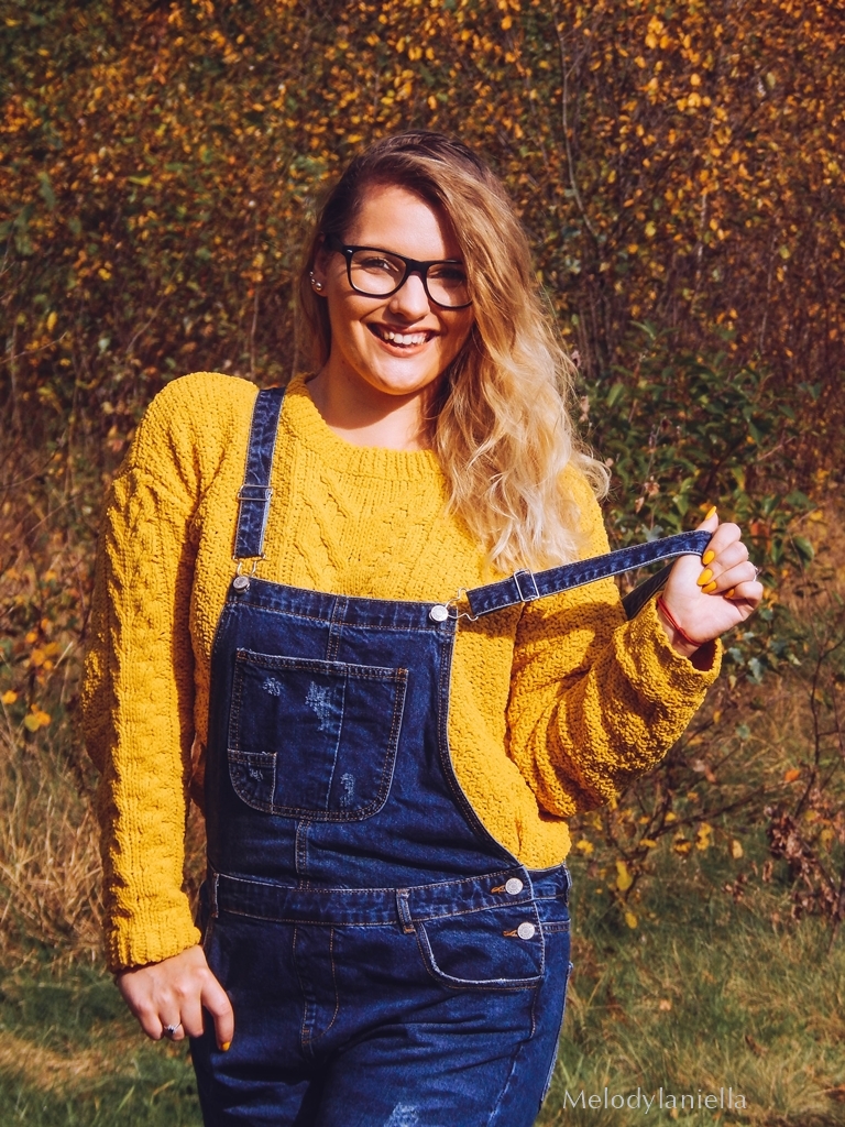 11 jeansowe długie ogrodniczki z czym nosić żółty sweter zakupy w primark ceny jakość daniel wellington opinie zegarki stylizacja minionek cosplay jeansowe buty łuków okulary zerówki blond fryzury