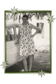 Junto a un coche (retocada)