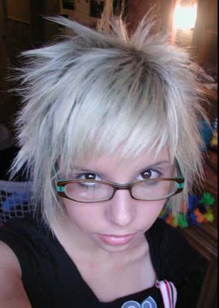 emo short hairstyles. long emo hairstyles for girls