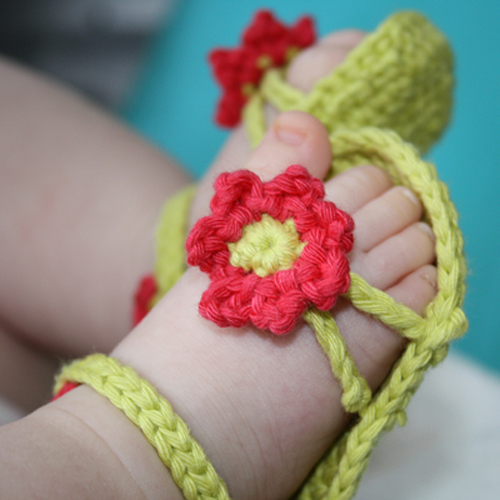 Flower Power Baby Sandals - Free Pattern