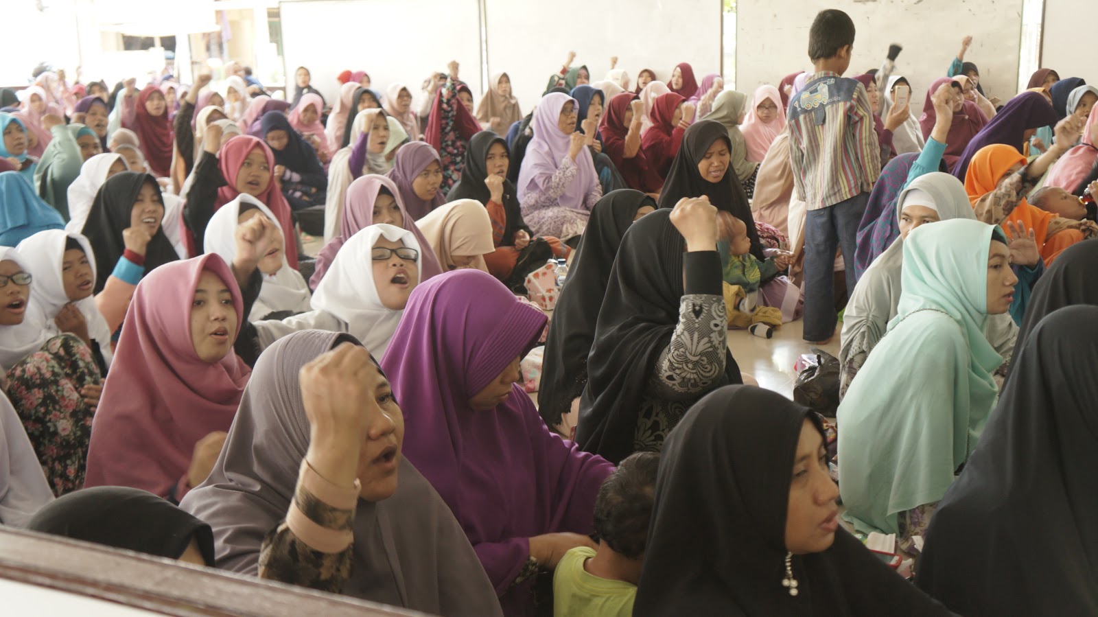 Bendera Tauhid Besar Menjadi Latar Tabligh Akbar Sambut tahun Baru 1440H di Bekasi - Dakwah Bekasi