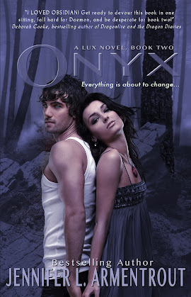 La Devoradora de Libros: Reseña: Onyx (Saga Lux #2)