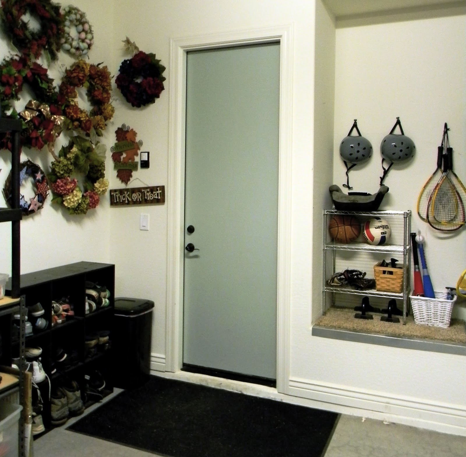 how to paint a bedroom door