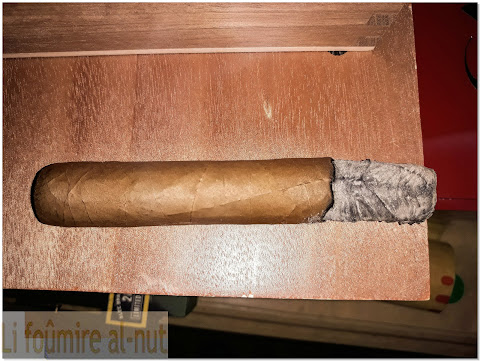 Debonaire Daybreak Robusto