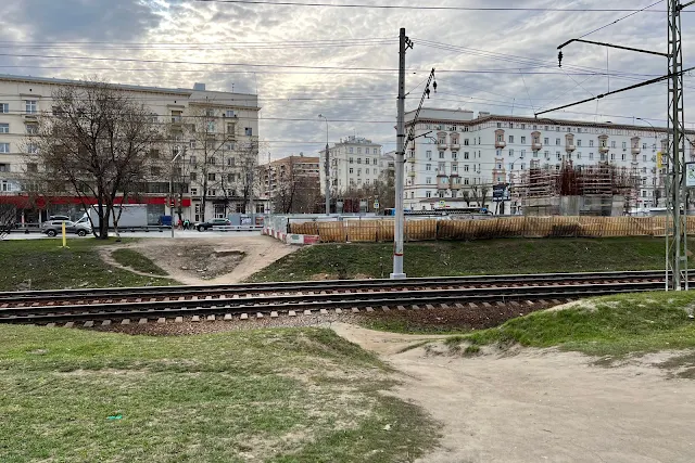 пути Савёловского направления Московской железной дороги, Дмитровское шоссе