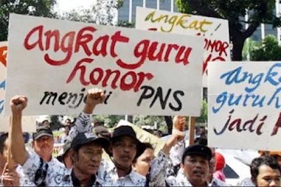 988 Ribu Guru Honorer Harus Diangkat CPNS