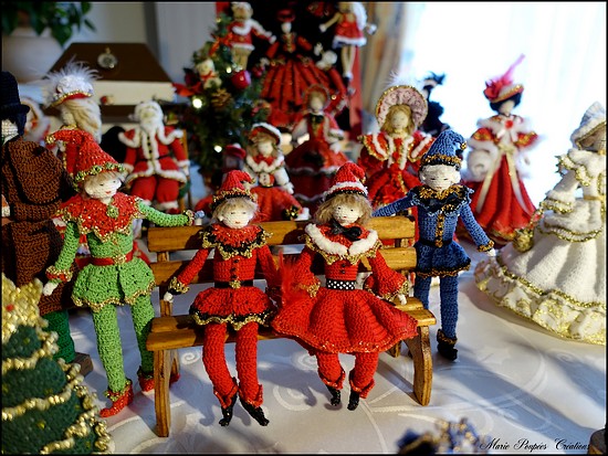 Poupées et figurines de Noël