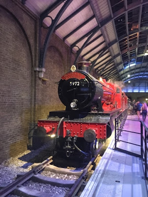 Hogwarts express Harry Potter