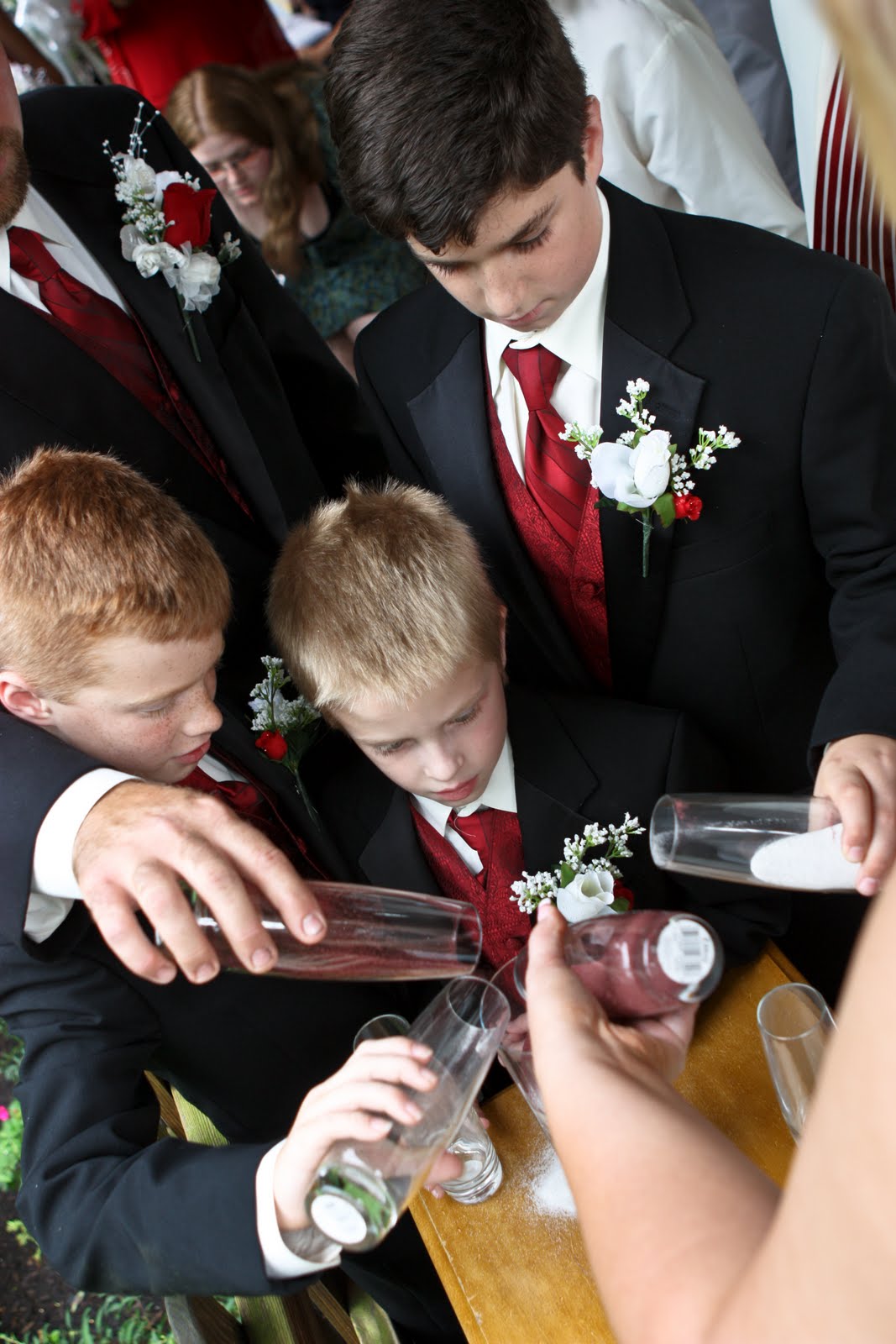 ivory centerpieces wedding