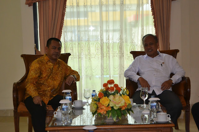 Menristek Dikti Dukung Komisi Informasi Sumbar Evaluasi Perguruan Tinggi