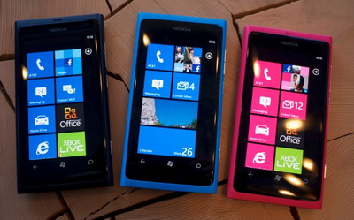 Harga dan Spesifikasi Nokia Lumia 800, nokia lumia 800, spesifikasi nokia lumia 800, harga nokia lumia 800, spesifikasi lengkap nokia lumia 800