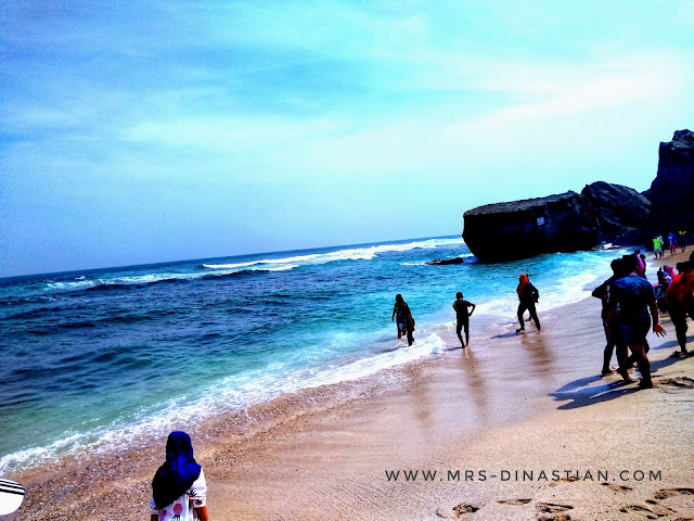 Pantai Indrayanti, Gunung Kidul