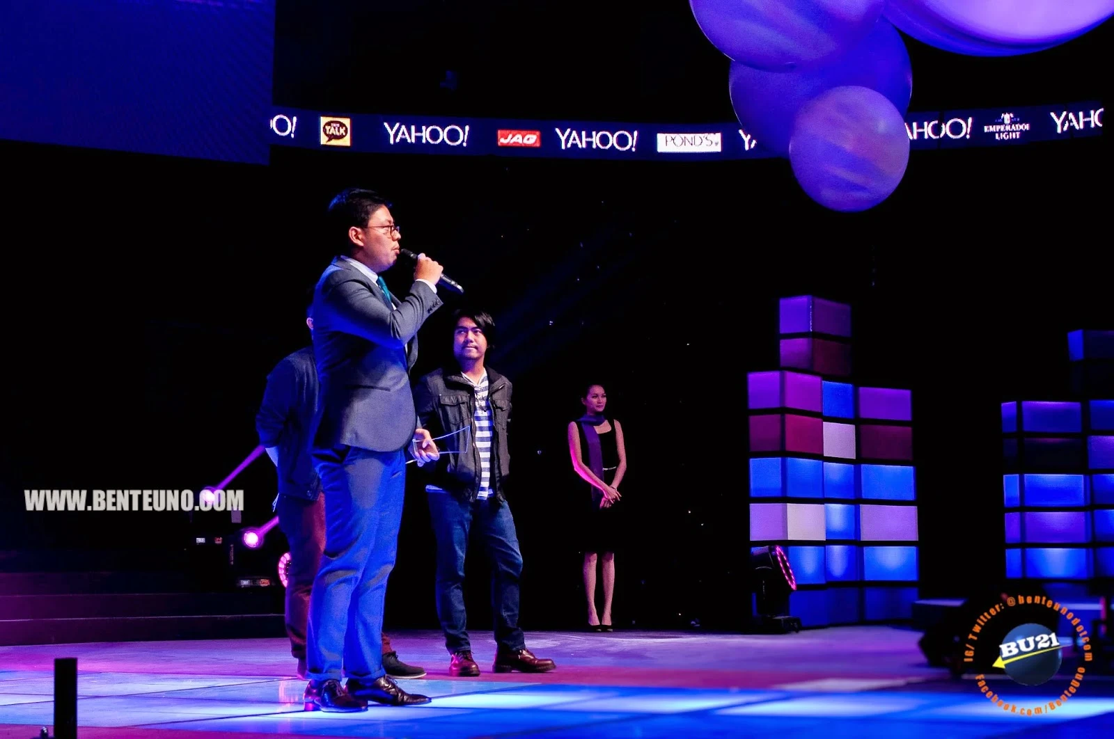 Yolanda Moon is Emerging Band of the Year at Yahoo Celebrity Awards 2014