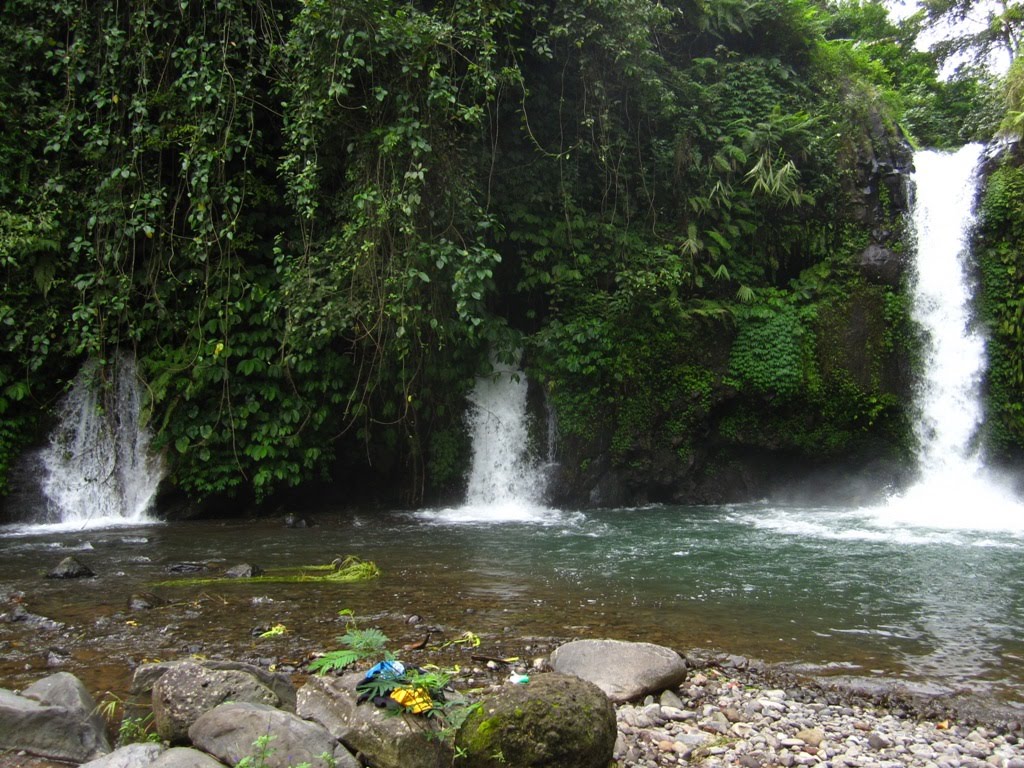 Air Terjun Lemukih