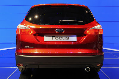 2011 2012 Ford Focus Wagon L Reviews and Specs