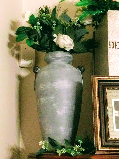 Finished pottery barn vase hack