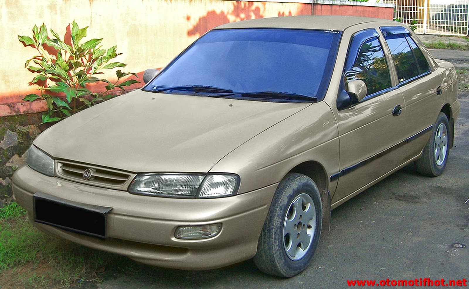 Full Spesifikasi Dan Review Lengkap Mobil Timor