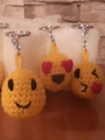 PATRON GRATIS LLAVERO EMOTICONO DE CROCHET