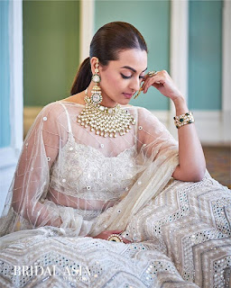 100+ Best Sonakshi Sinha Wallpapers, Images, Pictures, Pics 2020
