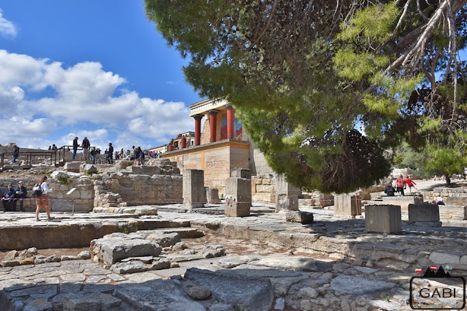 Heraklion i ruiny pałacu w Knossos