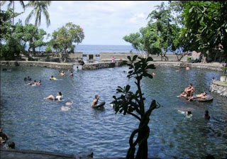  Air Sanih atau Yeh Sanih di Bali