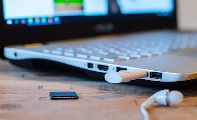 Plugin the Pendrive to your Pc