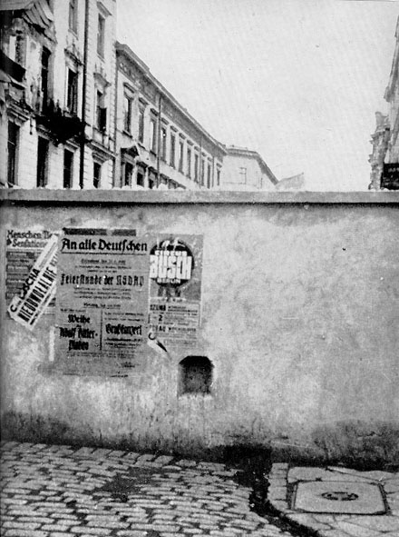 16 November 1940 worldwartwo.filminspector.com Warsaw Ghetto