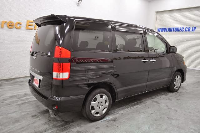 2005 Toyota Noah X Limited