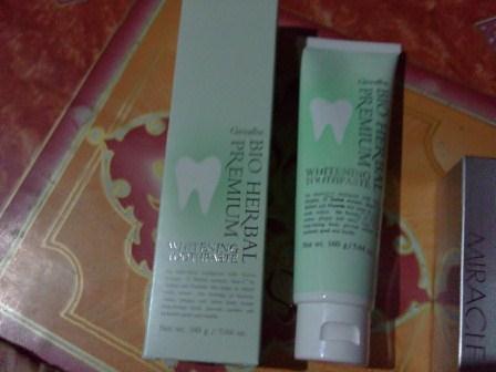 Sesekali Aku Bercanda: Bio White, Miracle Fluid Scalp 