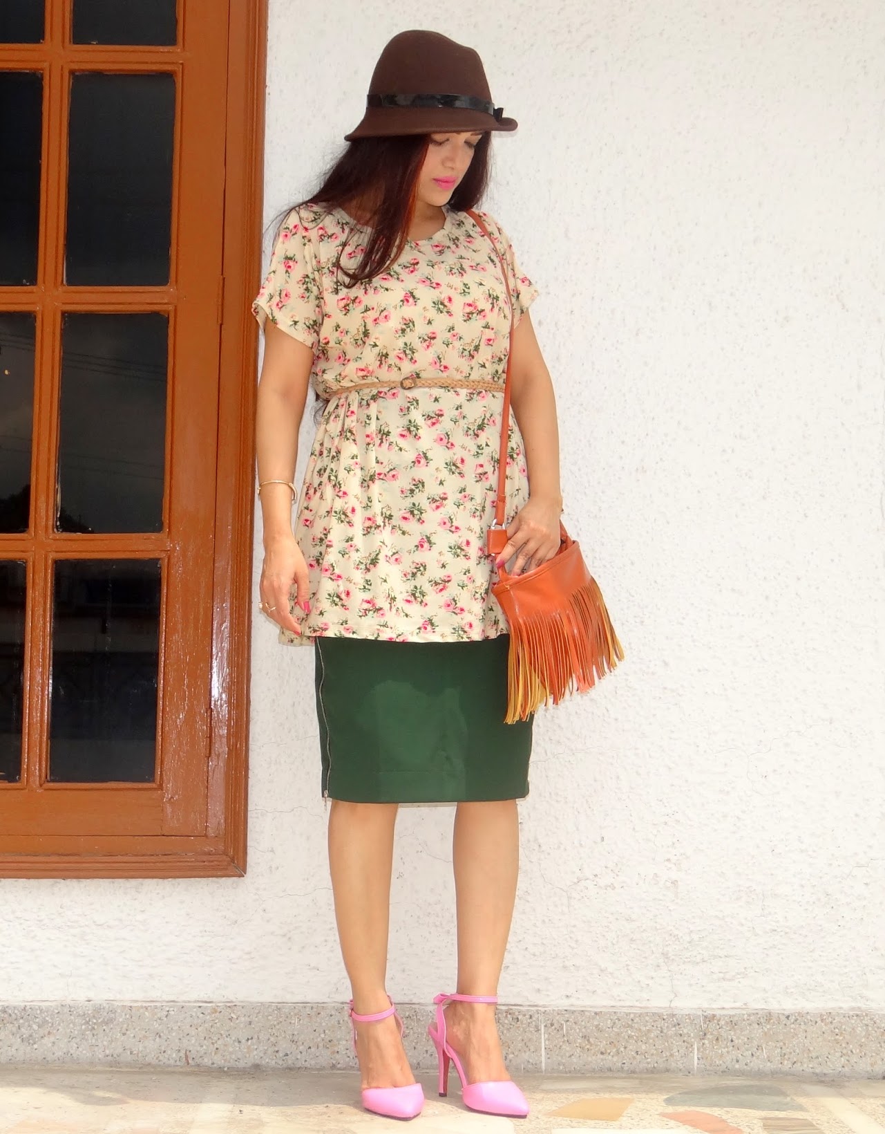 Styling an oversized floral top- OOTD, Dresslink, Stylemoi, Indian fashion blogger, Chamber of Beauty