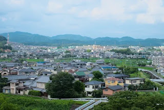 ポンポン山方面の眺望