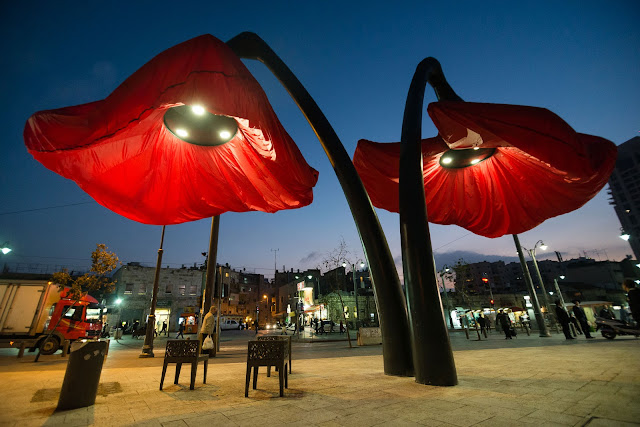 Interactive Flowers Bloom