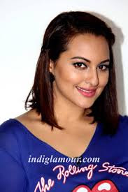 Sonakshi Sinha’s first selfie‎