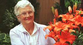 Eileen Caddy, apprends à agir spontanément par intuition.