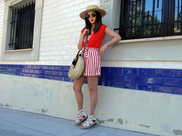 fashion, moda, look, outfit, blog, blogger, walking, penny, lane, streetstyle, style, estilo, trendy, rock, boho, chic, cool, casual, ropa, cloth, garment, inspiration, fashionblogger, art, photo, photograph, Avilés, oviedo, gijón, asturias, hat, summer, verano, etnico, ethnic, candas, rays, stripes, vestido, dress, mimbre,