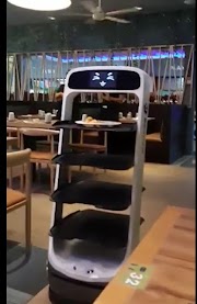 Este robot te toma el pedido en el nuevo restaurante de Acapulco, míralo en acción en este video