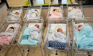 " So 'Japan will disappear': PM Fumio Kishida's aide warns of a sharp drop in birth rate Japan's population has fallen from its peak of 2008 million (128 million, 12 million) in 80 to 124.6 million (12 million).  If Japan does not stop the decline in birth, then its existence may end. An adviser to the country's Prime Minister Fumio Kishida has expressed this apprehension. Due to the decline in birth, there is a possibility of adverse impact on social security and the economy. "If we continue like this, the country will 'disappear'," Masako Mori told an interview in Tokyo after Japan declared it hit a record low last year on February 28. Last year, almost twice as many people died as those born in Japan, Bloomberg reported. Less than 8 lakh infants were born in the country while about 1.58 million (15 lakh 80 thousand) people died. A very worried PM Kishida pledged to double the expenditure on children and families to control the falling birth mother.  Significantly, Japan's population has fallen from its peak level of 2008 million (128 crore, 12 lakh) in the year 80 to 124.6 million (12 crore, 40 lakh). What is worrying is that the pace of this decline is increasing. Meanwhile, the proportion of people aged 65 or older increased to more than 29% last year. Although the fertility rate in South Korea is low, the population in Japan is declining rapidly.  "It (birth rate) is not falling slowly, but it is going downhill rapidly," said Mori, an MP and former minister in the Upper House. He warned that if nothing is done, the social security system will collapse. He said that due to the decline in the number of women of childbearing age, it will now be very difficult to reverse this 'situation', the government should do everything to slow this decline in the birth day and help reduce the losses.