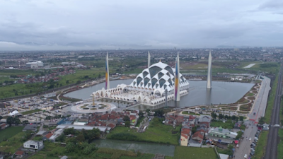 SOP di Masjid Raya Al Jabbar Diperbaiki untuk Tingkatkan Pelayanan 