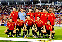 Selección de ESPAÑA - Temporada 2008-09 - Albiol, Casillas, Sergio Ramos, Capdevila, Dani Güiza y Marcos Senna; Xavi, Cazorla, Villa, Iniesta y Puyol - ESPAÑA 4 (Capdevila, Villa 2 y Marcos Senna), ARMENIA 0 - 10/09/2008 - Mundial de Sudáfrica 2010, clasificación - Albacete, estadio Carlos Belmonte - Alineación: Casillas; Sergio Ramos, Puyol, Albiol, Capdevila; Marcos Senna; Cazorla (Bojan, 65'), Xavi (Cesc, 73'), Iniesta; Dani Güiza (Xabi Alonso, 56') y Villa