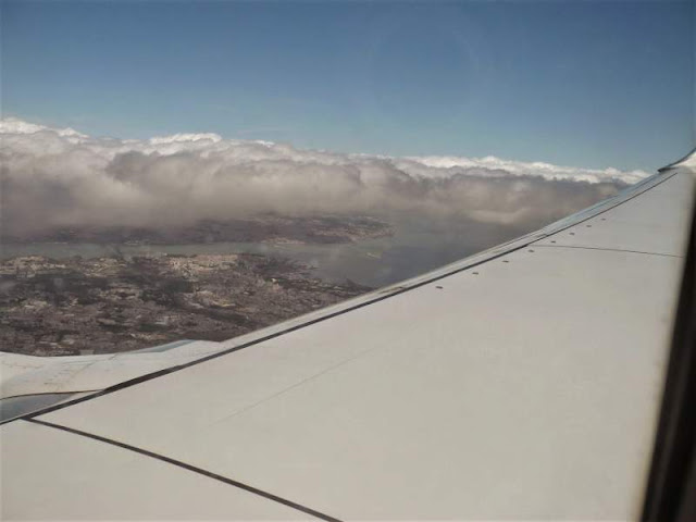 panorama su Lisbona dall'aereo