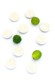 Mini raw lime tarts mini presne limetine tortice before getting out of muffin papers