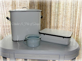 enamelware, breadbox, fridge pan, vintage kitchen,