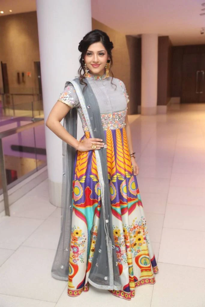 Mehreen Beautiful Smiling Photos