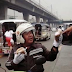 MMDA honors traffic enforcer who sells 'kakanin'