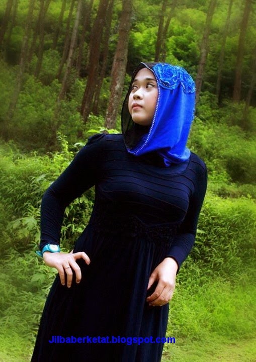 Para Foto Model Hijab Seksi dan Ketat