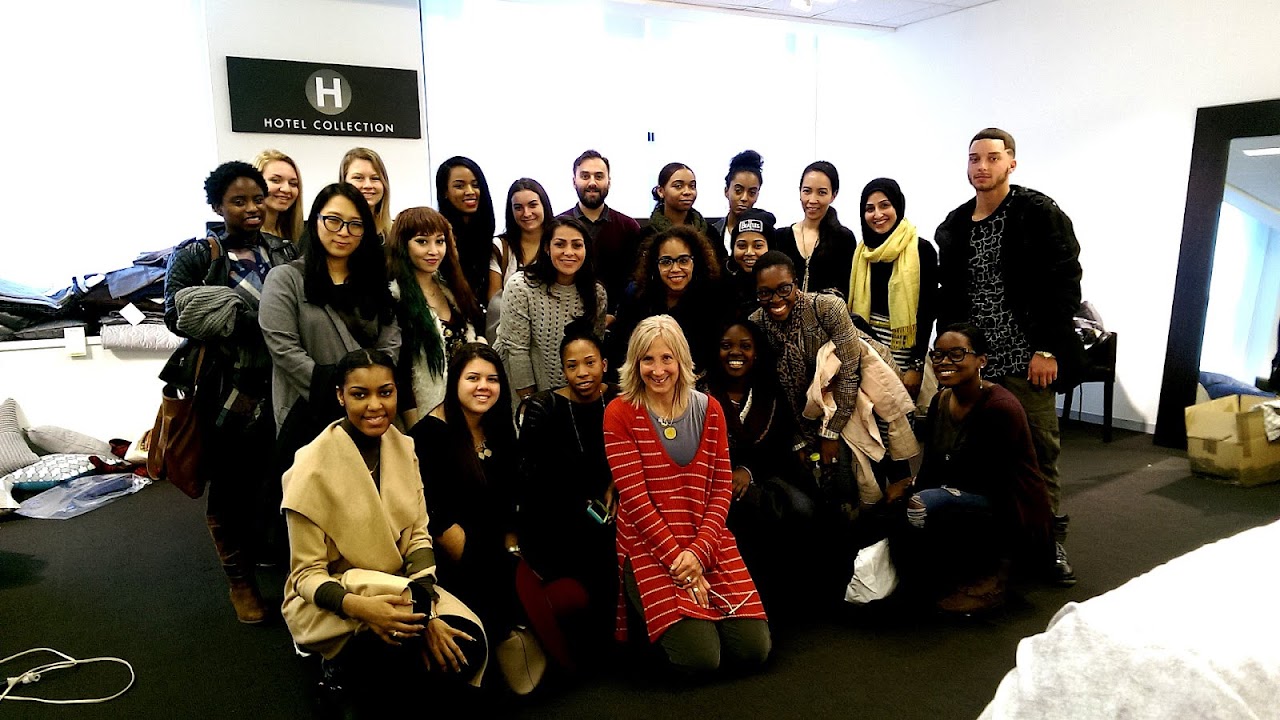 Top Fashion Merchandising Schools