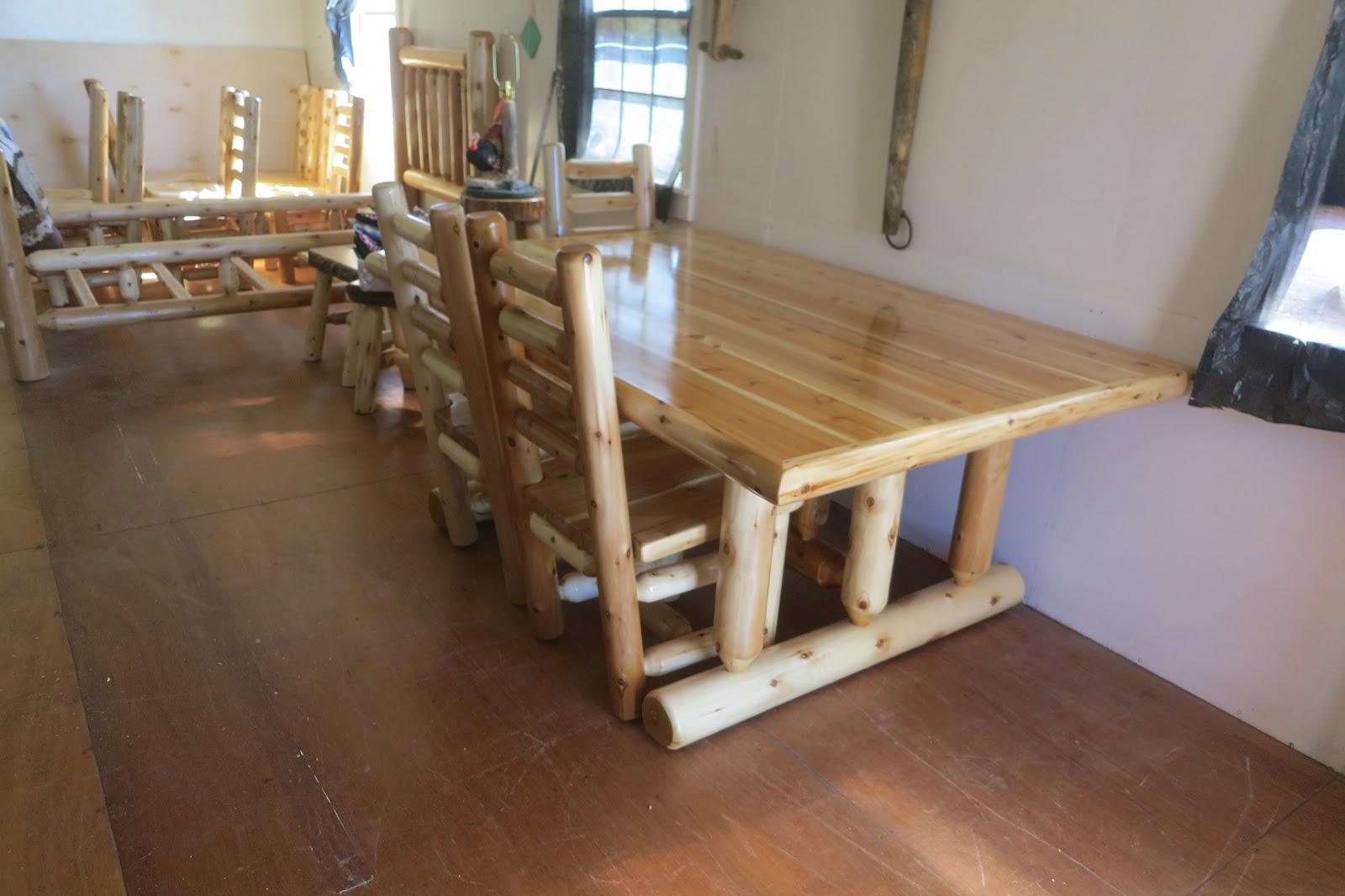 cedar creek log furniture