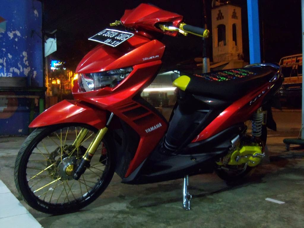 Download Koleksi Modifikasi Motor Scoopy Warna Ungu Terbaru Dan