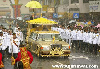 the cars of the Sultan of Brunei @ suto world show